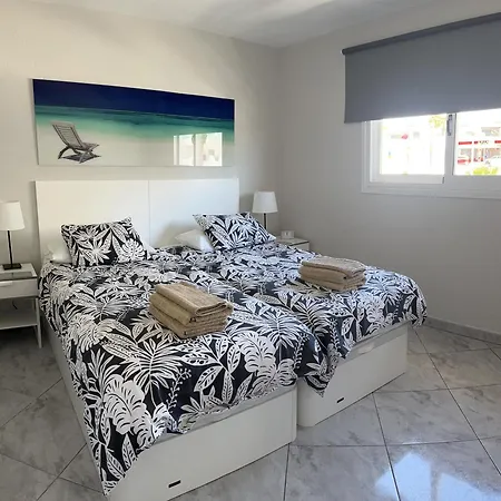 Marinos Yonetxu شقة *